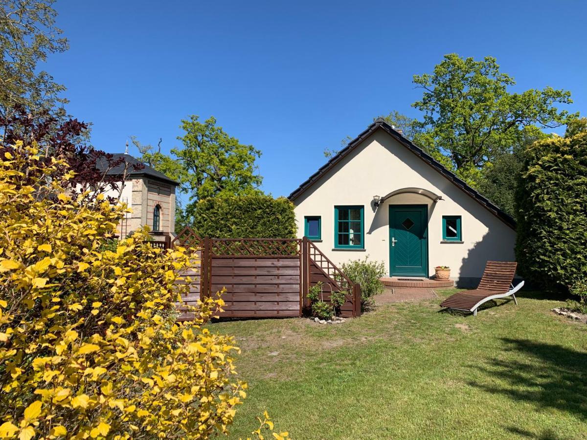 „Rentmeisterhaus Basedow“ Basedow  Exteriér fotografie